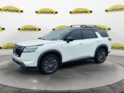 Used 2023 Nissan Pathfinder SL w/ SL Premium Package