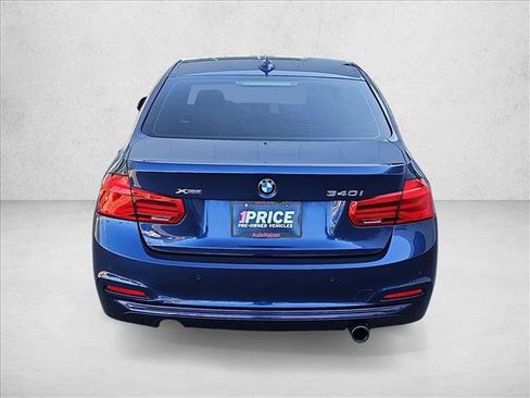 Used 2016 BMW 340i xDrive Sedan w/ Technology Package AWD/4WD image 6
