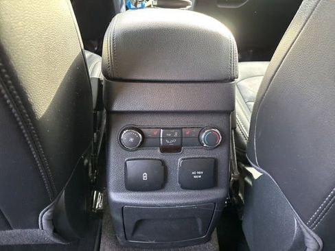Used 2018 Ford Explorer Limited image 21