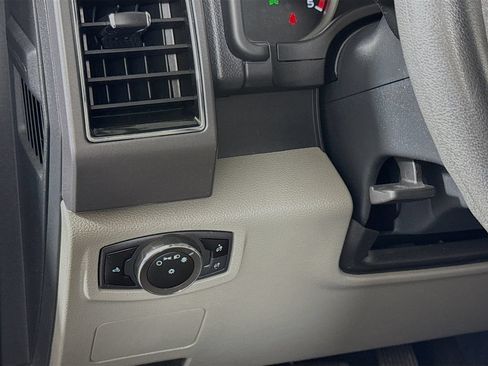 Used 2022 Ford F250 XLT AWD/4WD image 10
