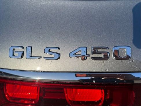 New 2026 Mercedes-Benz GLS 450 4MATIC image 10