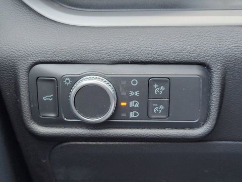 Certified 2022 Ford Explorer XLT image 27