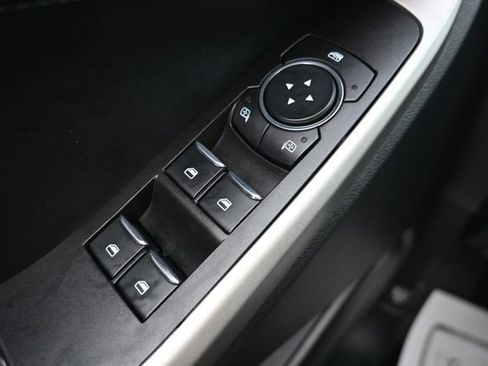 Used 2020 Ford Explorer XLT w/ Comfort Package AWD/4WD image 42
