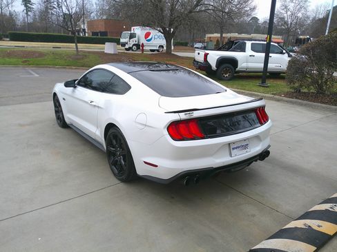 Used 2020 Ford Mustang GT w/ Equipment Group 301A image 9