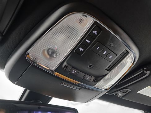 Used 2022 Dodge Charger Scat Pack RWD image 29