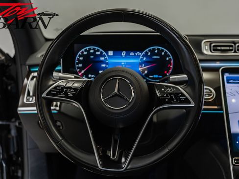 Used 2022 Mercedes-Benz S 500 4MATIC w/ 3D Technology Package image 30