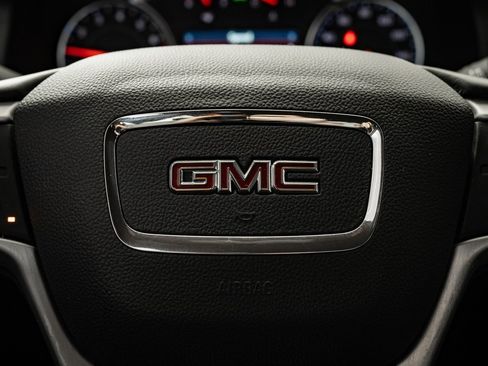 Used 2021 GMC Acadia SLT w/ Preferred Package image 31