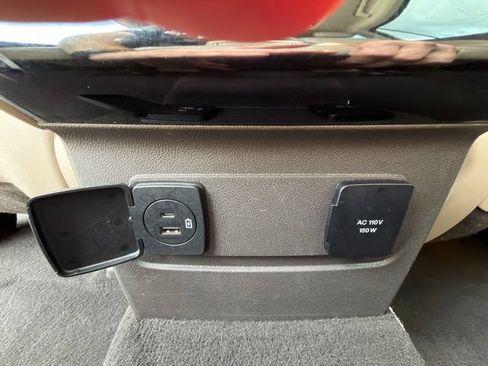 Used 2021 Lincoln Aviator Grand Touring w/ Elements Package Plus AWD/4WD image 21