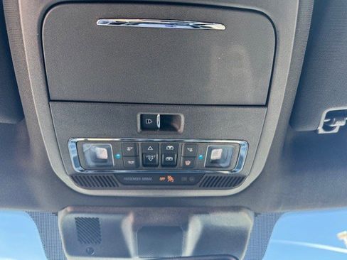 Certified 2022 Ford F150 Lariat w/ Max Trailer Tow Package image 19