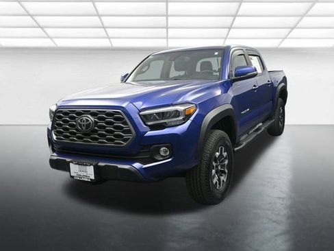 Used 2022 Toyota Tacoma TRD Off-Road w/ TRD Premium Off Road Package image 5