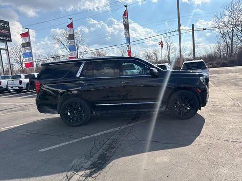 Used 2023 GMC Yukon SLT image 4