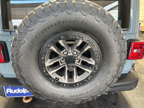 Used 2024 Jeep Wrangler Unlimited Rubicon 392 AWD/4WD image 43