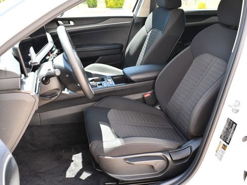 Used 2025 Kia K5 LXS FWD image 21