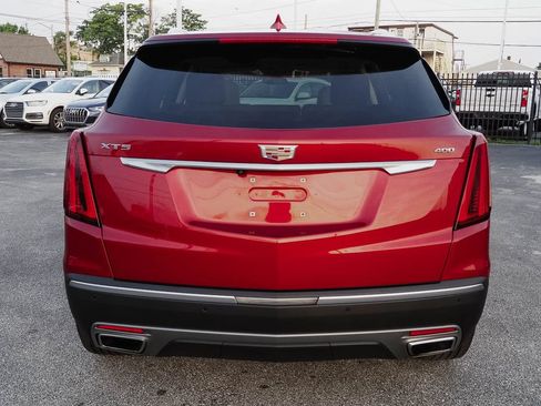 Certified 2025 Cadillac XT5 Premium Luxury FWD image 6