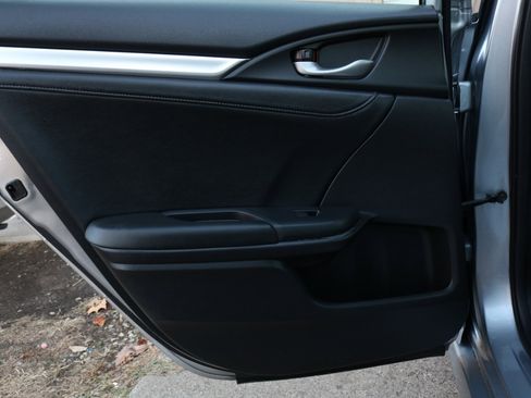 Used 2016 Honda Civic EX-L image 33