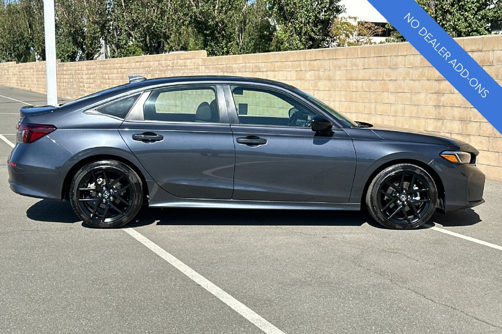 Certified 2025 Honda Civic Sport image 3