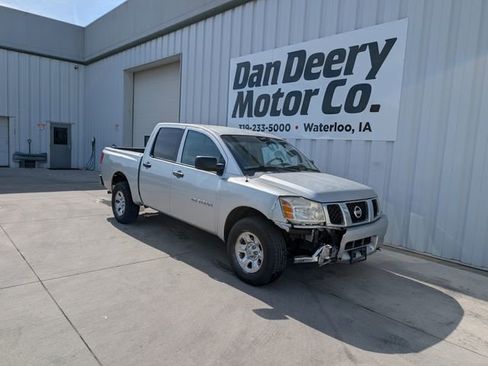 Used 2005 Nissan Titan XE AWD/4WD image 1