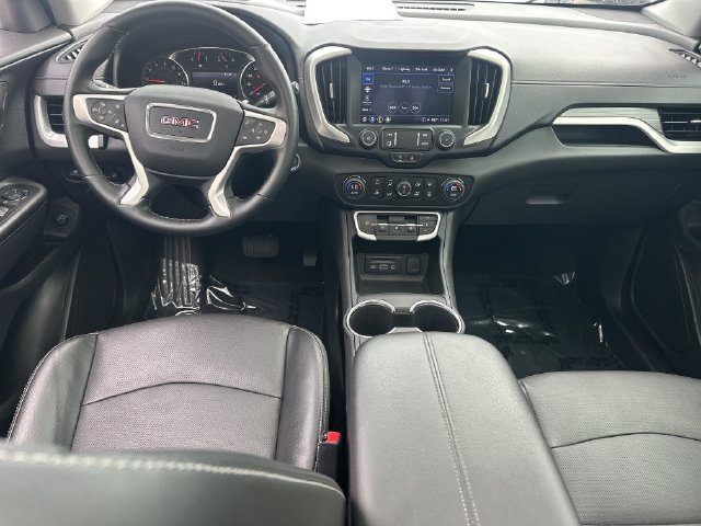 Used 2023 GMC Terrain SLT w/ Tech Package FWD image 19