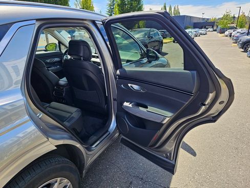 Used 2024 Genesis GV70 2.5T w/ Advanced Package AWD/4WD image 26