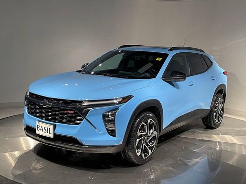 Used 2024 Chevrolet Trax RS w/ Sunroof Package image 8