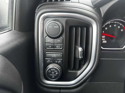 Used 2020 Chevrolet Silverado 1500 LT w/ Convenience Package image 27