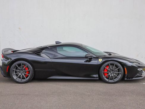 Certified 2021 Ferrari SF90 Stradale AWD/4WD image 3