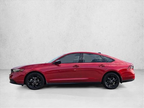 Used 2025 Honda Accord SE image 9