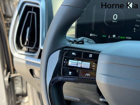 New 2026 Kia Sorento SX Prestige AWD/4WD image 13