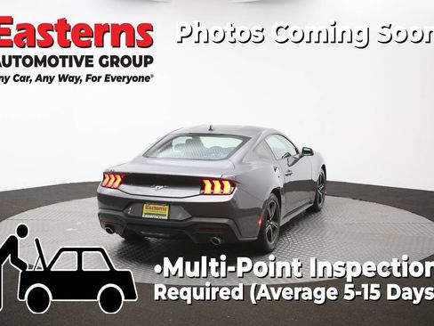 Used 2025 Ford Mustang Coupe RWD image 36