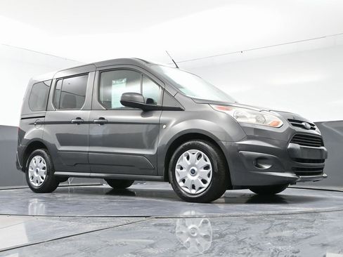 Used 2016 Ford Transit Connect XLT image 42