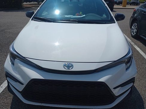 Used 2025 Toyota Corolla FX w/ Convenience Package FWD image 2