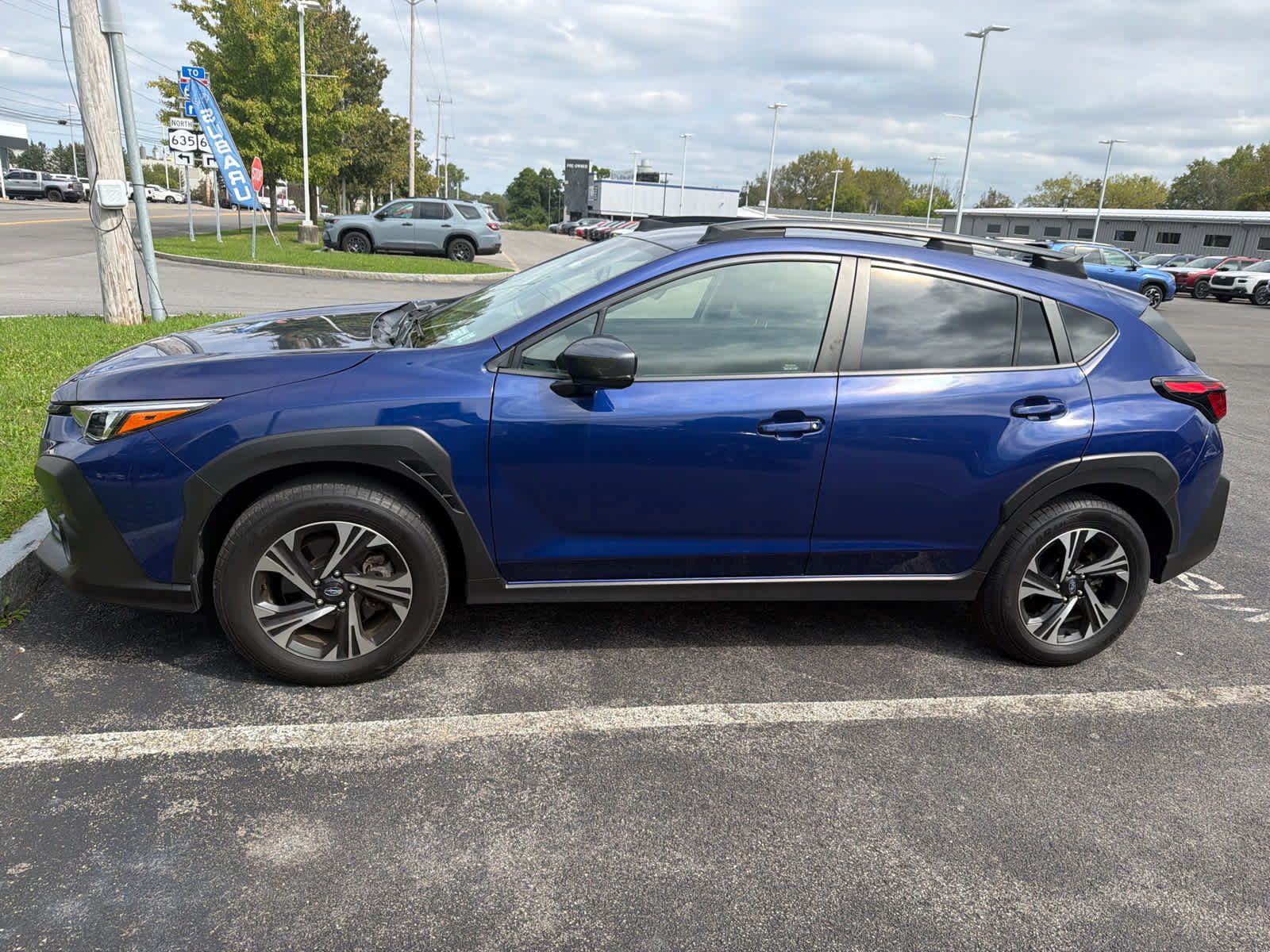 Used 2024 Subaru Crosstrek 2.0i Premium AWD/4WD image 29