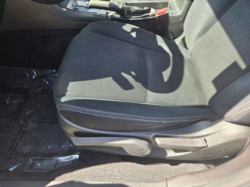 Used 2014 Subaru Crosstrek 2.0i Premium w/ Moonroof Package AWD/4WD image 10