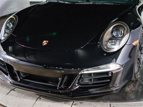 Used 2015 Porsche 911 Carrera GTS RWD image 17