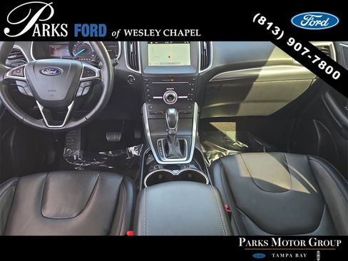 Certified 2018 Ford Edge Titanium w/ Technology Package image 11