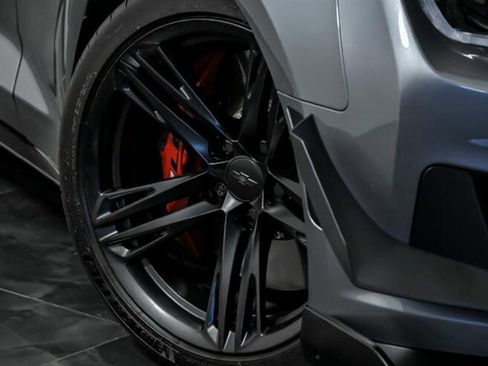 Used 2020 Chevrolet Camaro ZL1 image 3