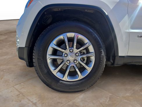 Used 2015 Jeep Grand Cherokee Limited image 27