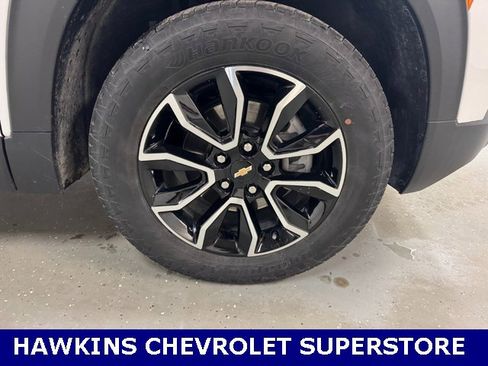 Used 2023 Chevrolet TrailBlazer ACTIV image 40