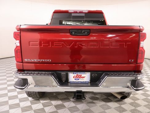 Used 2020 Chevrolet Silverado 2500 LT w/ Texas Edition image 21