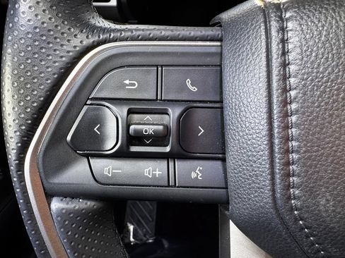 Certified 2025 Toyota 4Runner TRD Off-Road AWD/4WD image 29
