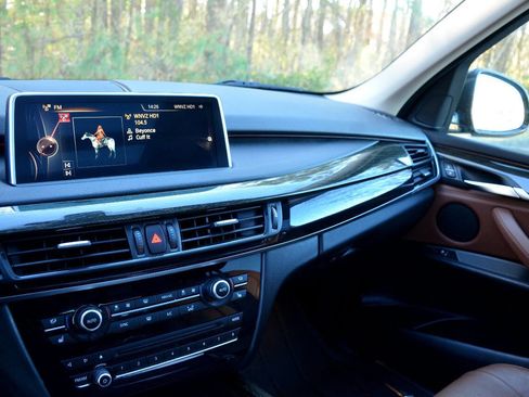 Used 2015 BMW X5 xDrive35i image 16