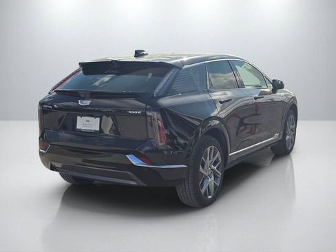 New 2026 Cadillac Optiq Luxury 1 RWD image 5