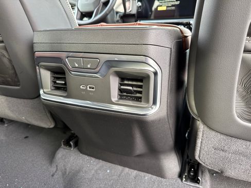 New 2026 GMC Sierra 3500 Denali Ultimate image 21