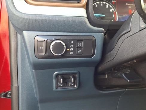 Used 2022 Ford Maverick Lariat w/ Lariat Luxury Package image 10