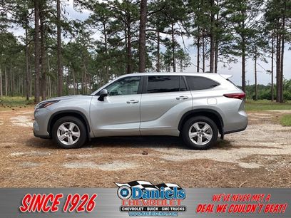 Used 2023 Toyota Highlander L