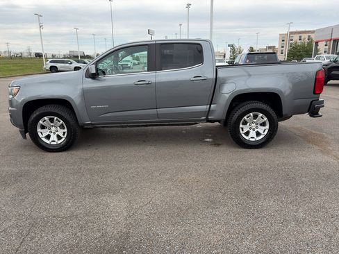 Used 2020 Chevrolet Colorado LT image 2