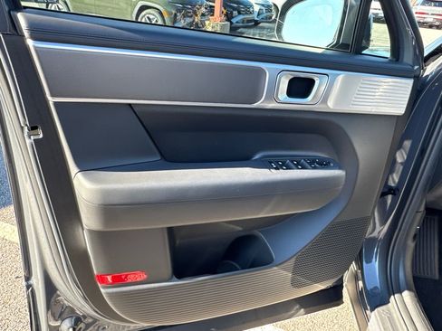 New 2026 Hyundai Santa Fe SE image 10