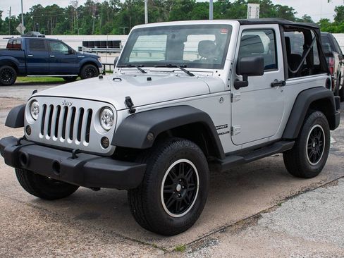 Used 2012 Jeep Wrangler Sport AWD/4WD image 2