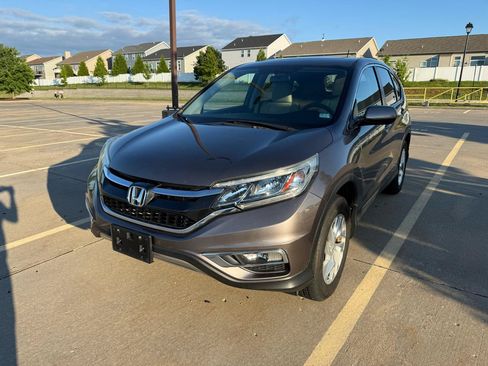 Used 2016 Honda CR-V EX image 2