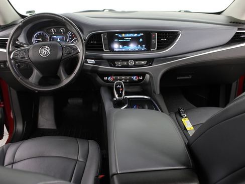 Used 2019 Buick Enclave Essence FWD image 9